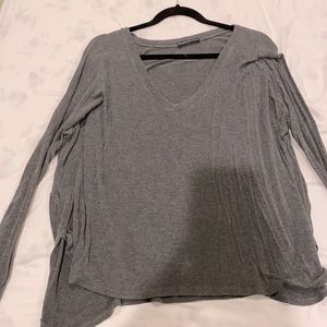 BRANDY MELVILLE LONG OVERSIZED GRAY TOP - ONE SIZE